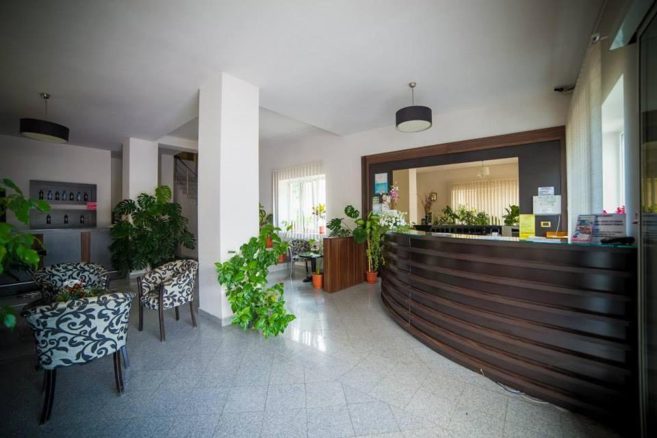 Hotel Gclub Бряза Екстер'єр фото
